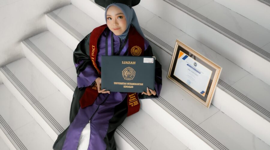 wisudawan berprestasi